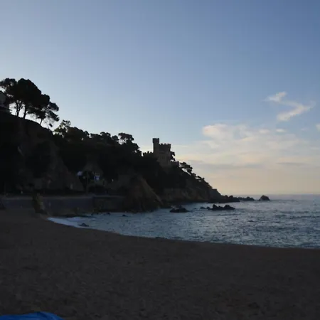 Elisa 6 People Lloret de Mar